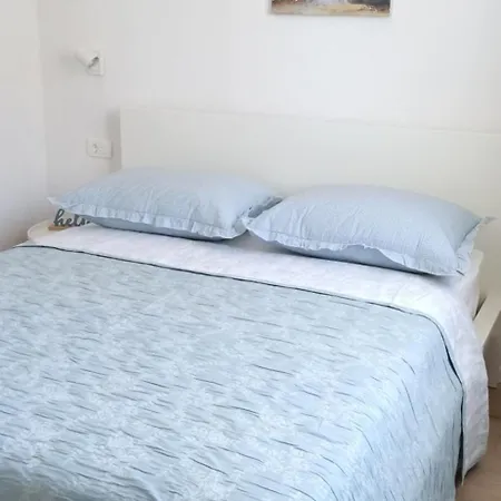 Mladen شقة Tučepi